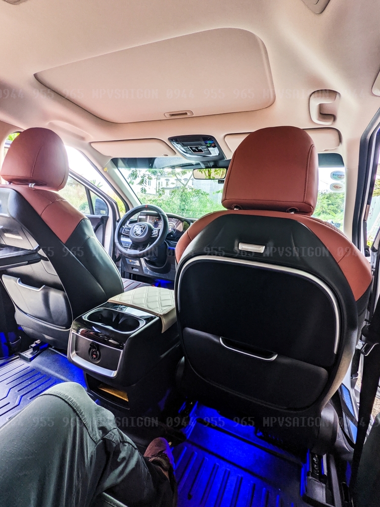 Bàn làm việc - bàn ăn xếp gọn lưng ghế cho Kia Carnival