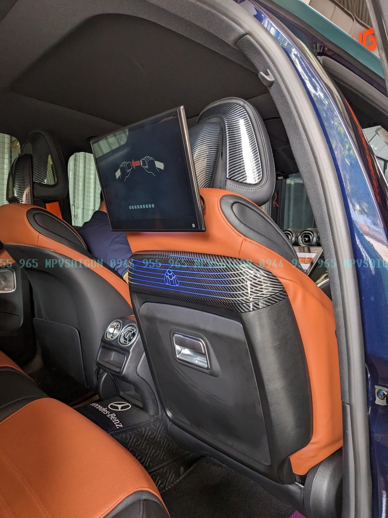 Nâng cấp bàn xếp lưng ghế Benz C-class C300