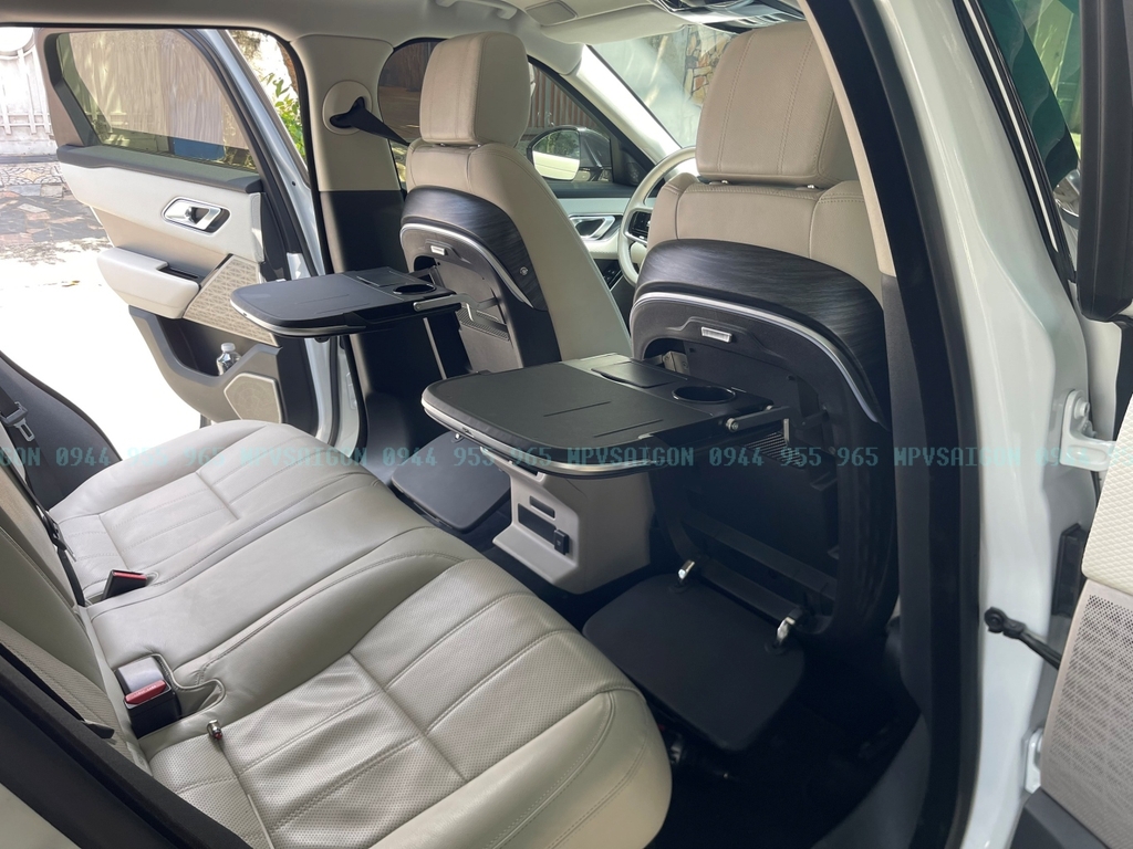 Nâng cấp bàn xếp lưng ghế Range Rover Velar