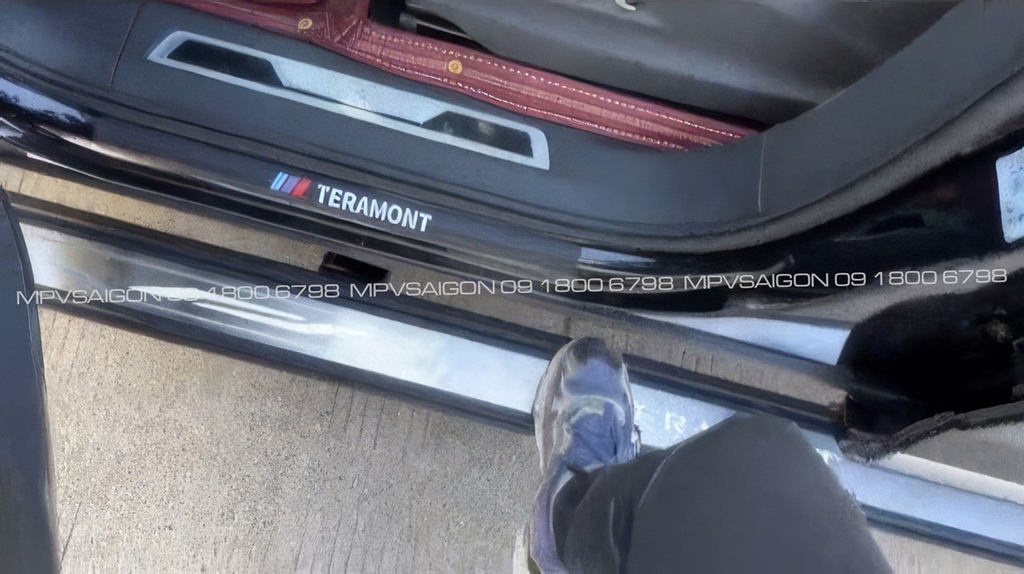 Bệ bước điện thò thụt Volkswagen Teramont X mẫu zin nhà máy