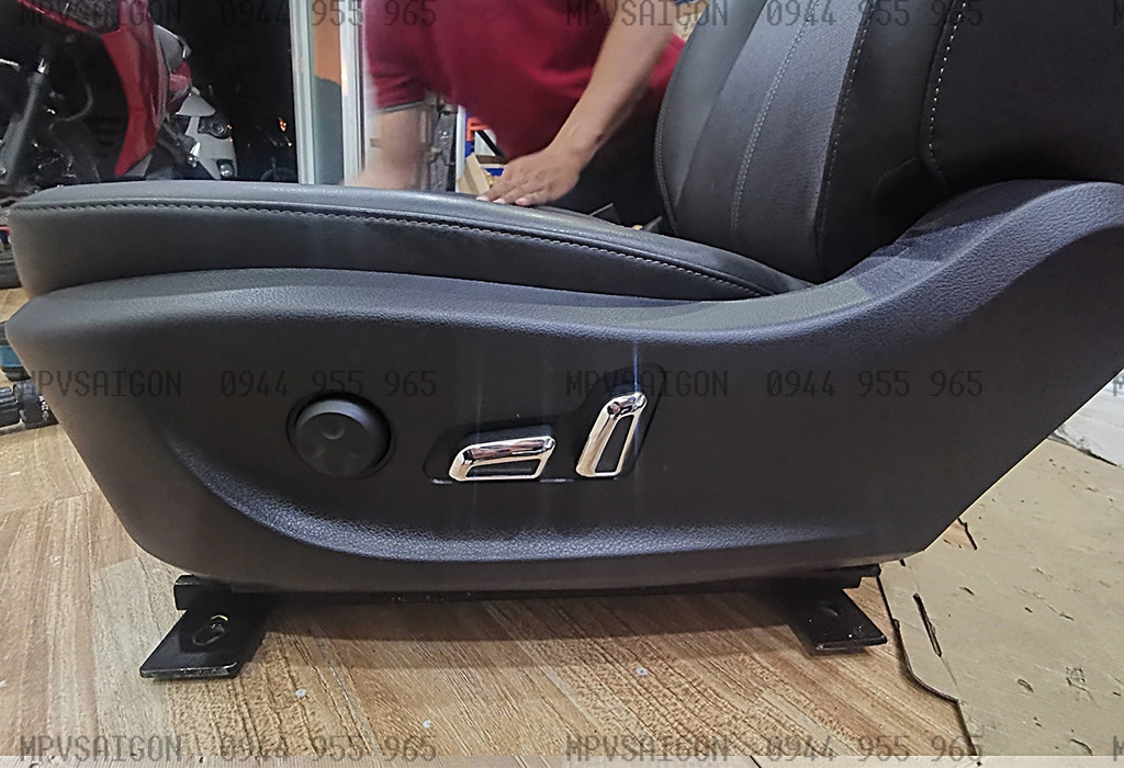 Nâng cấp ghế chỉnh điện trượt tới lui - Ghế Vinfast Lux A- Lux SA