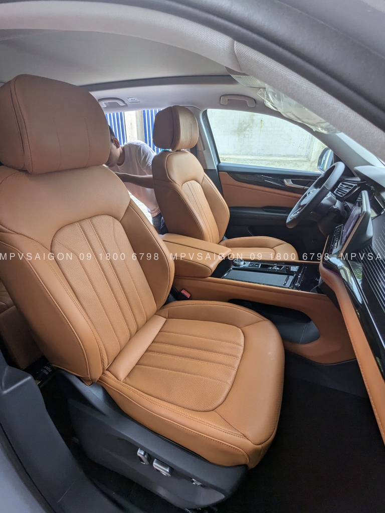 Nâng cấp ghế Limousine SUV Nami 2.0 cho Teramont X