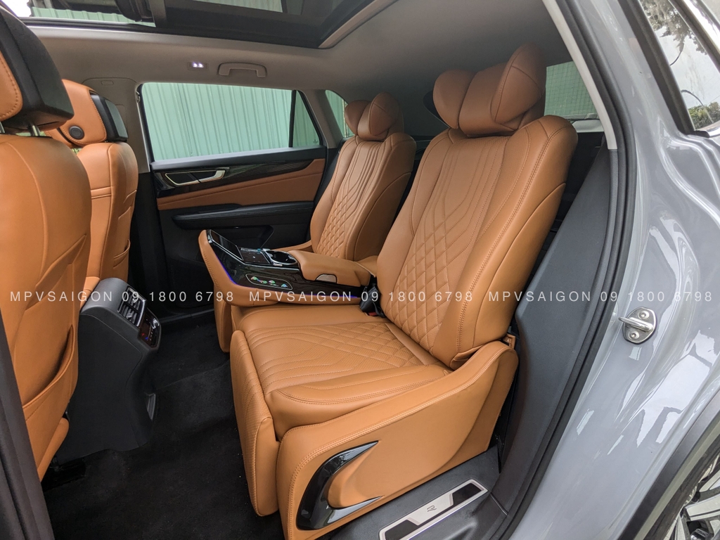 Nâng cấp ghế Limousine SUV Nami 2.0 cho Teramont X