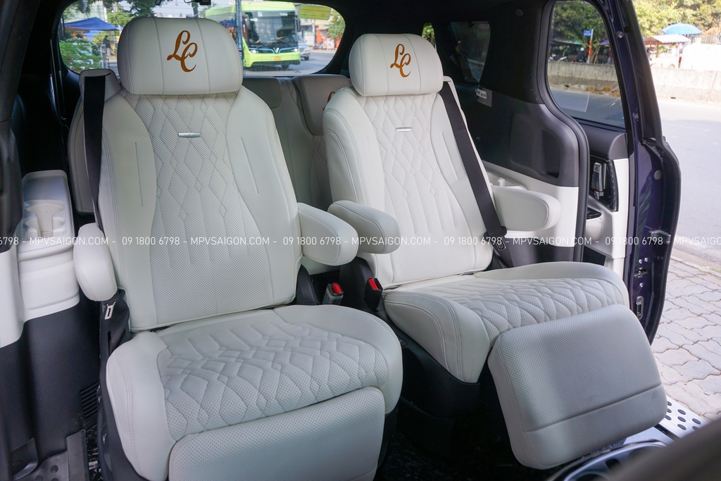 Nâng cấp chỉnh điện- trượt điện 4 hướng ghế Carnival 2025