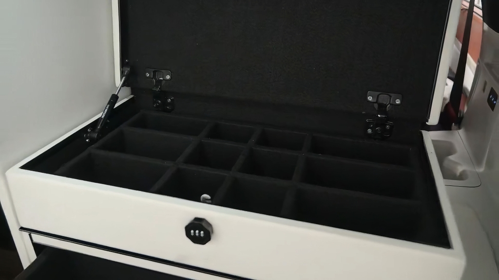 Nâng cấp Limousine thương gia Hyundai Palisade