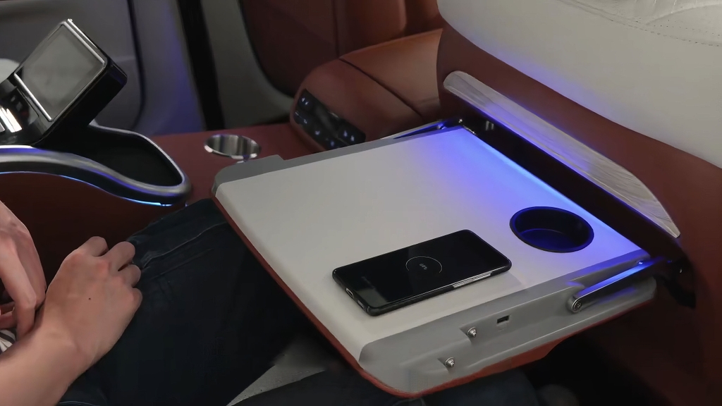 Nâng cấp Limousine thương gia Hyundai Palisade