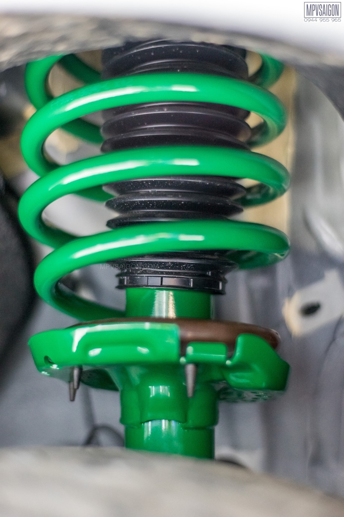 Nâng cấp phuộc Tein Japan Kia Carnival 2024 2025 - Giải pháp giúp xe êm ái bớt chòng chành