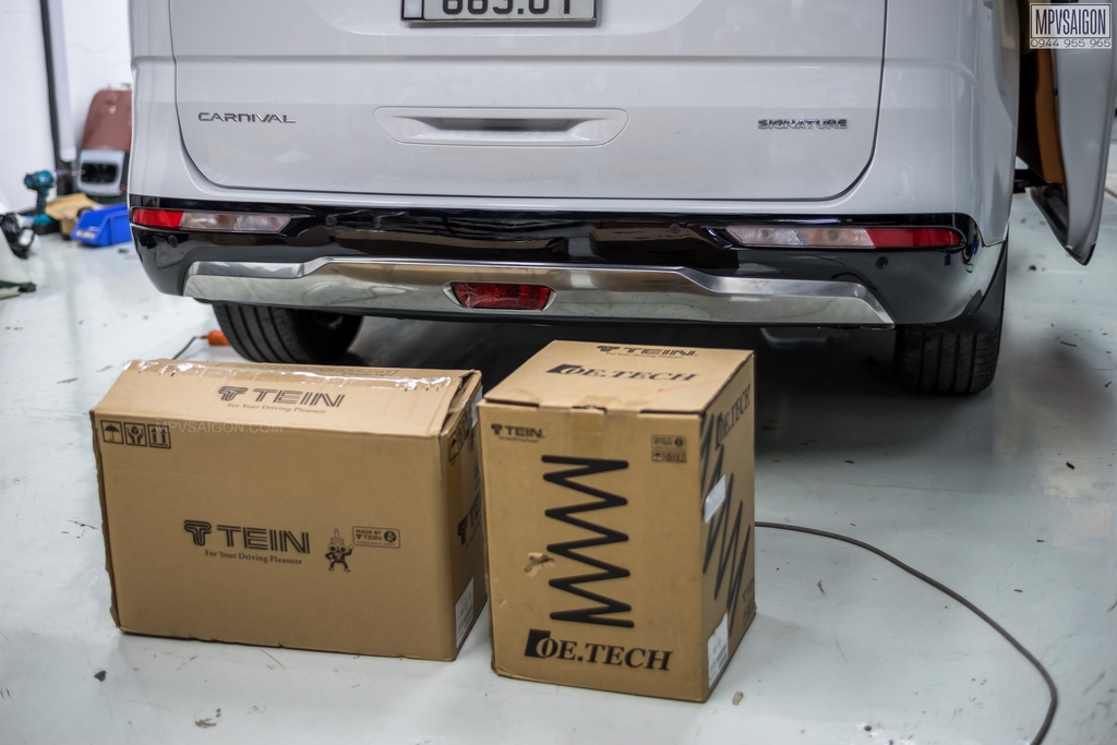 Nâng cấp phuộc Tein Japan Kia Carnival 2024 2025 - Giải pháp giúp xe êm ái bớt chòng chành