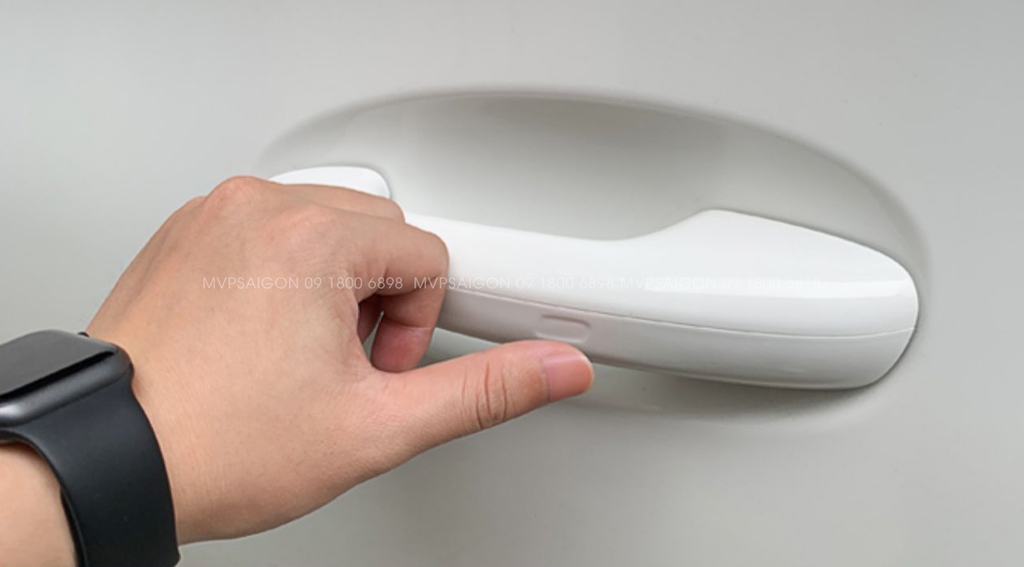 Nâng cấp tay nắm cửa Keyless go Mercedes Benz C Class GLC C200 C300 đời 2022-2023