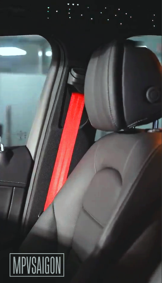 Nâng cấp toàn diện Mercedes-Benz C300 AMG thành Mercedes-AMG GLC 63