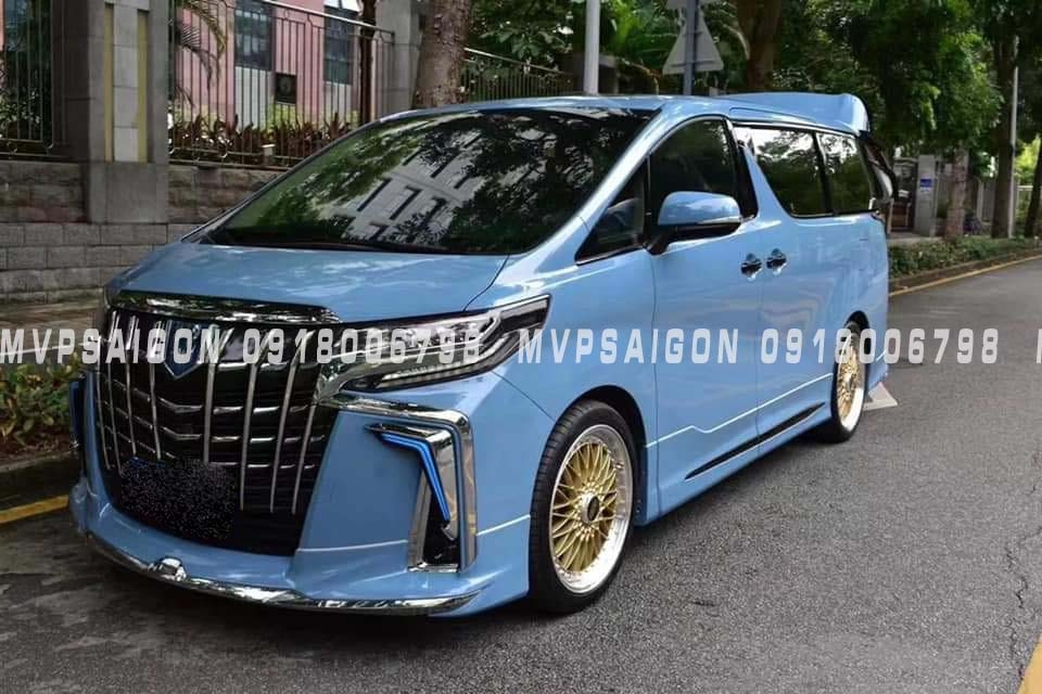 Nâng cấp Toyota Alphard bản thương gia 4 chỗ có vách ngăn
