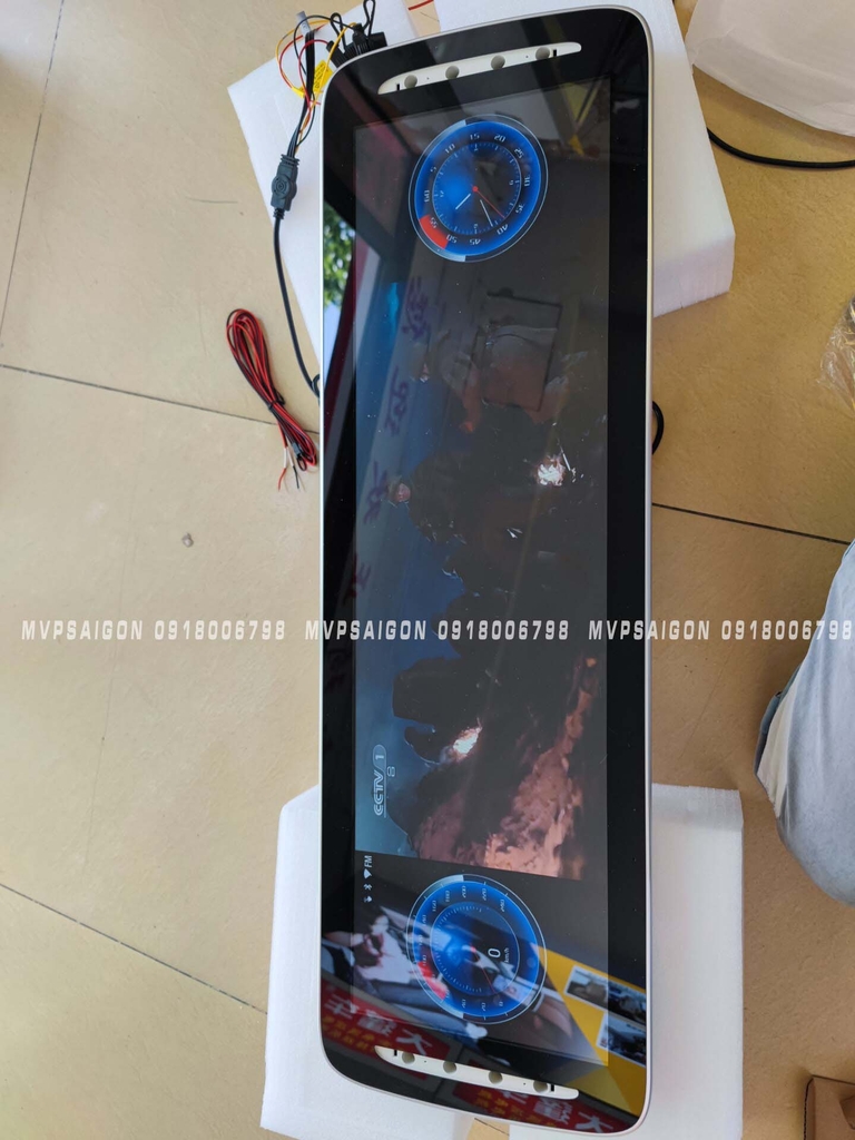 Nâng cấp Toyota Alphard bản thương gia 4 chỗ có vách ngăn