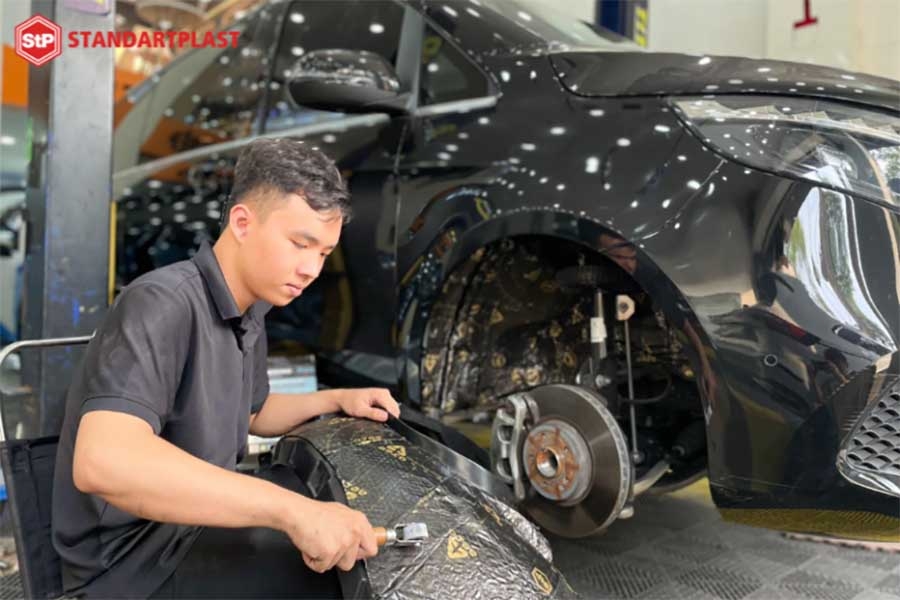 Cách âm xe hơi bằng vật liệu STP