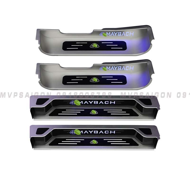 Ốp nhôm chống trầy bậc lên xuống Benz V250 vân carbon vân gỗ có LED sang trọng