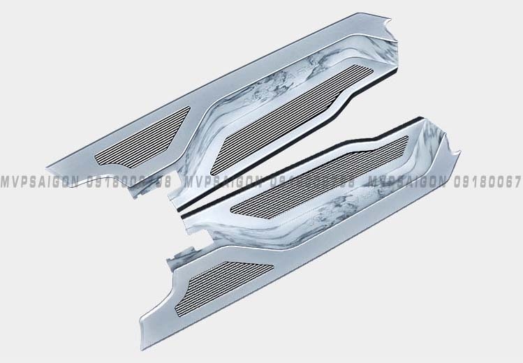 Ốp bậc lên xuống hợp kim nhôm dành cho Toyota Alphard