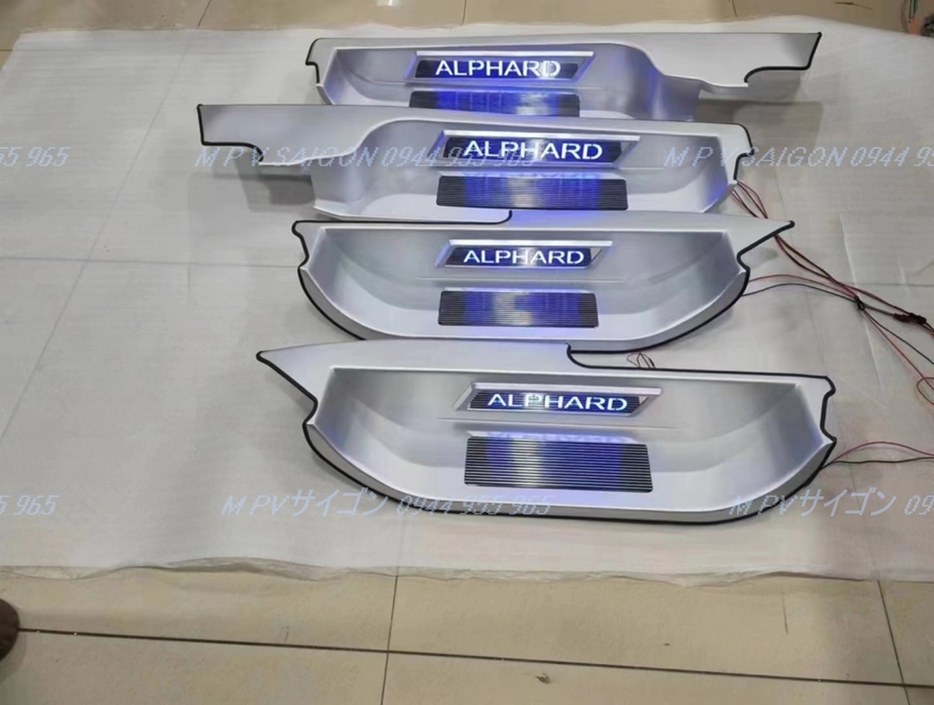 Tổng hợp phụ kiện- đồ chơi Toyota Alphard 2024: đầy đủ nhất hiện nay