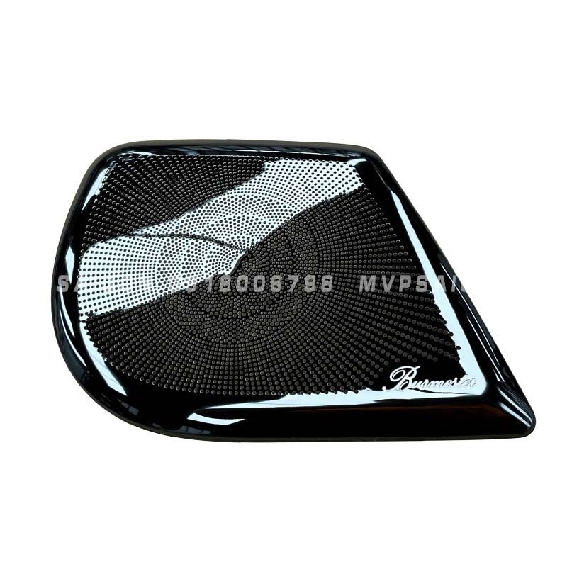 Ốp loa titan Mercedes Benz V250