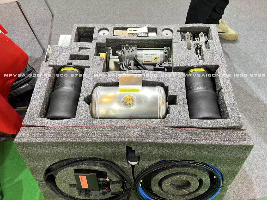 Phuộc hơi Gliderite dành cho Mercedes Benz V250: giải pháp tối ưu- êm ái vượt trội