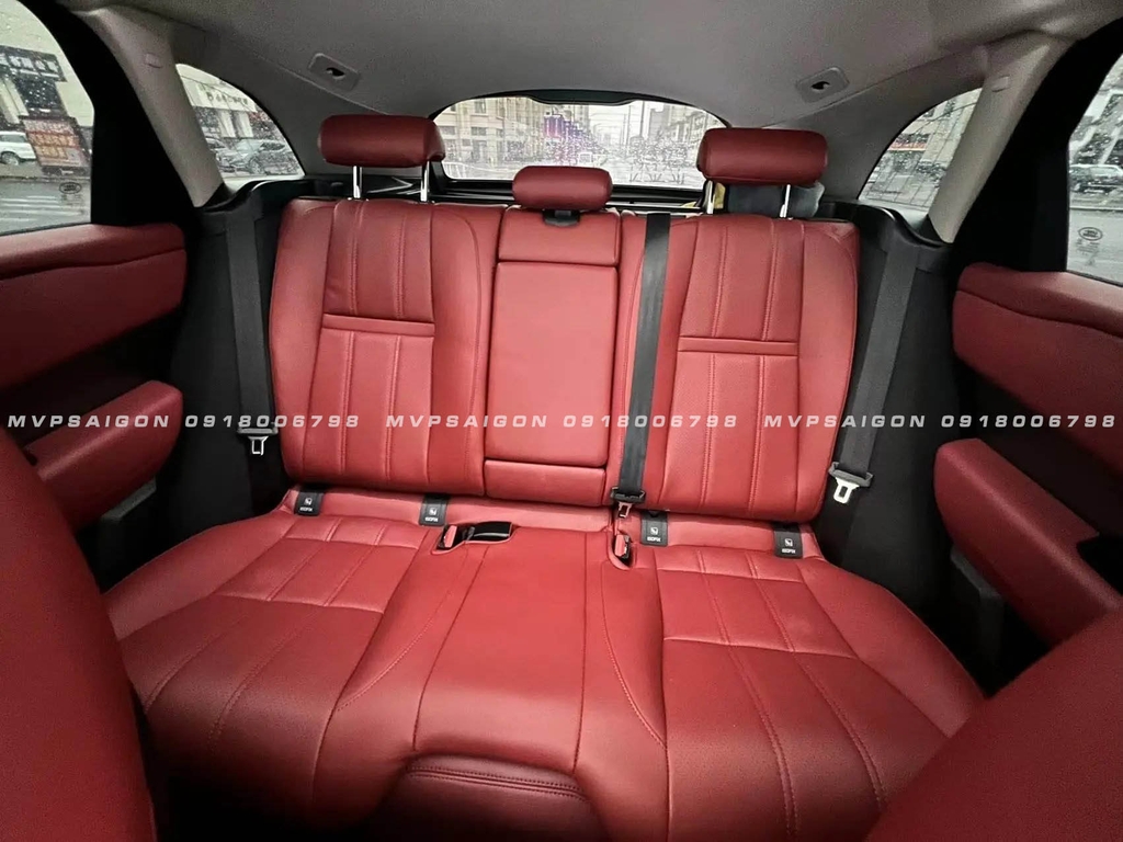 Range Rover Velar bọc da Nappa nội thất tông đỏ - đen