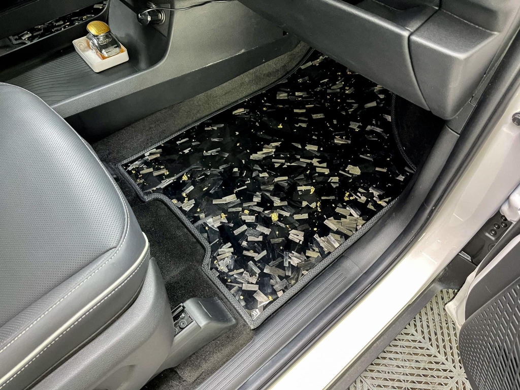 Sàn carbon Hyundai Custin sản xuất tại xưởng MPVSAIGON