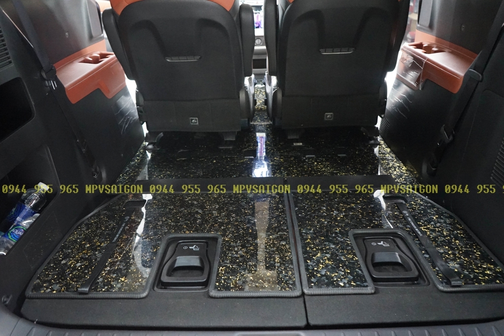 Sàn Carbon LOGO LED -KIA Carnival 2024 2025: báo giá cạnh tranh nhất