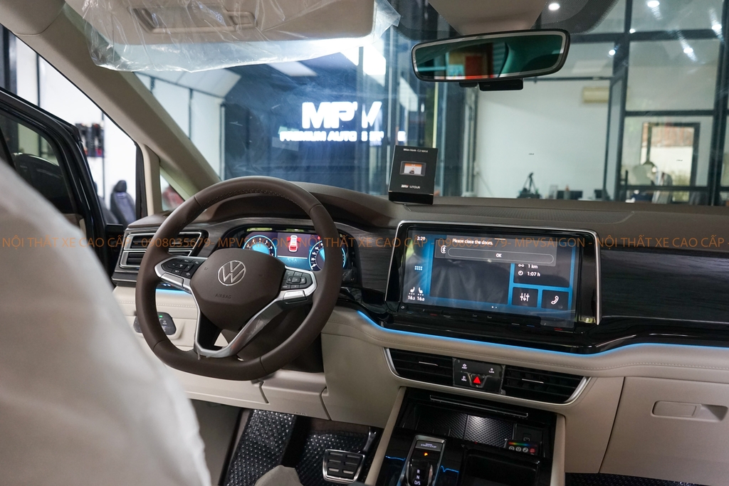 SÀN CARBON VOLKSWAGEN GOLF