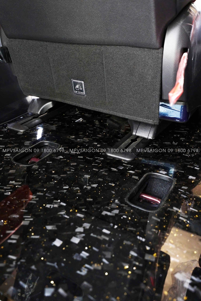 SÀN FORGED CARBON LÁ VÀNG DÀNH CHO NEW KIA CARNIVAL 2024 2025