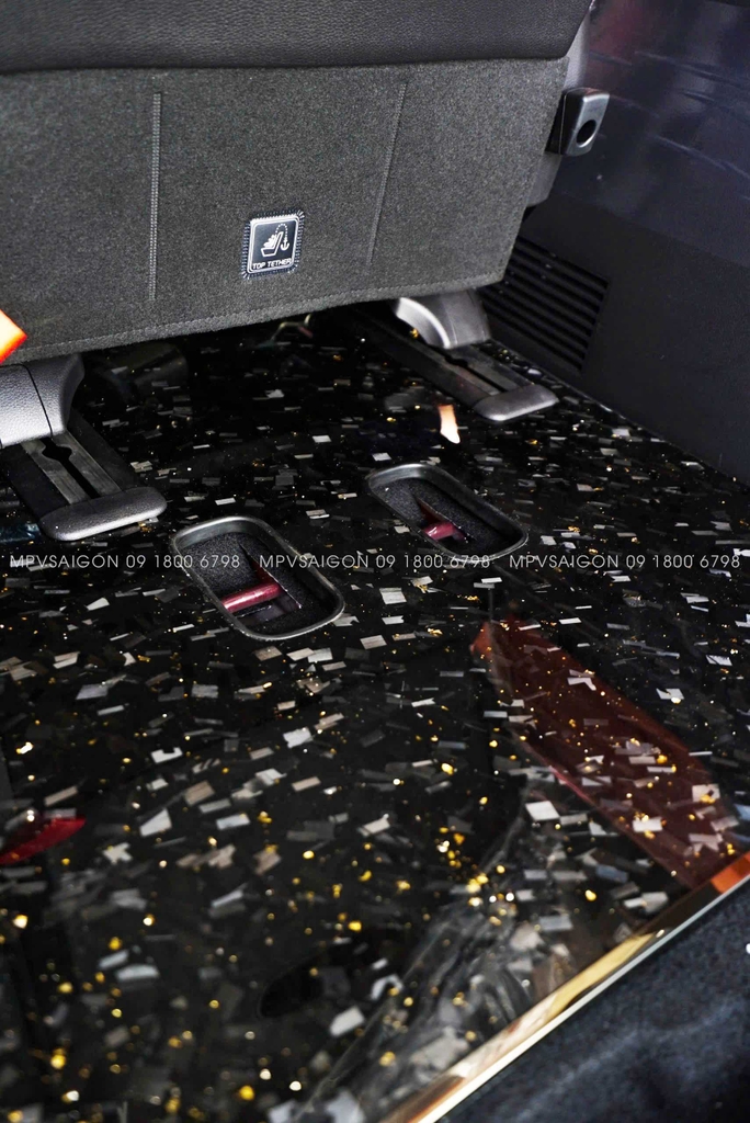 SÀN FORGED CARBON LÁ VÀNG DÀNH CHO NEW KIA CARNIVAL 2024 2025