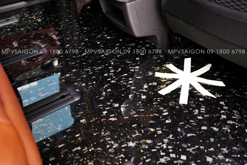 SÀN FORGED CARBON LÁ VÀNG DÀNH CHO NEW KIA CARNIVAL 2024 2025