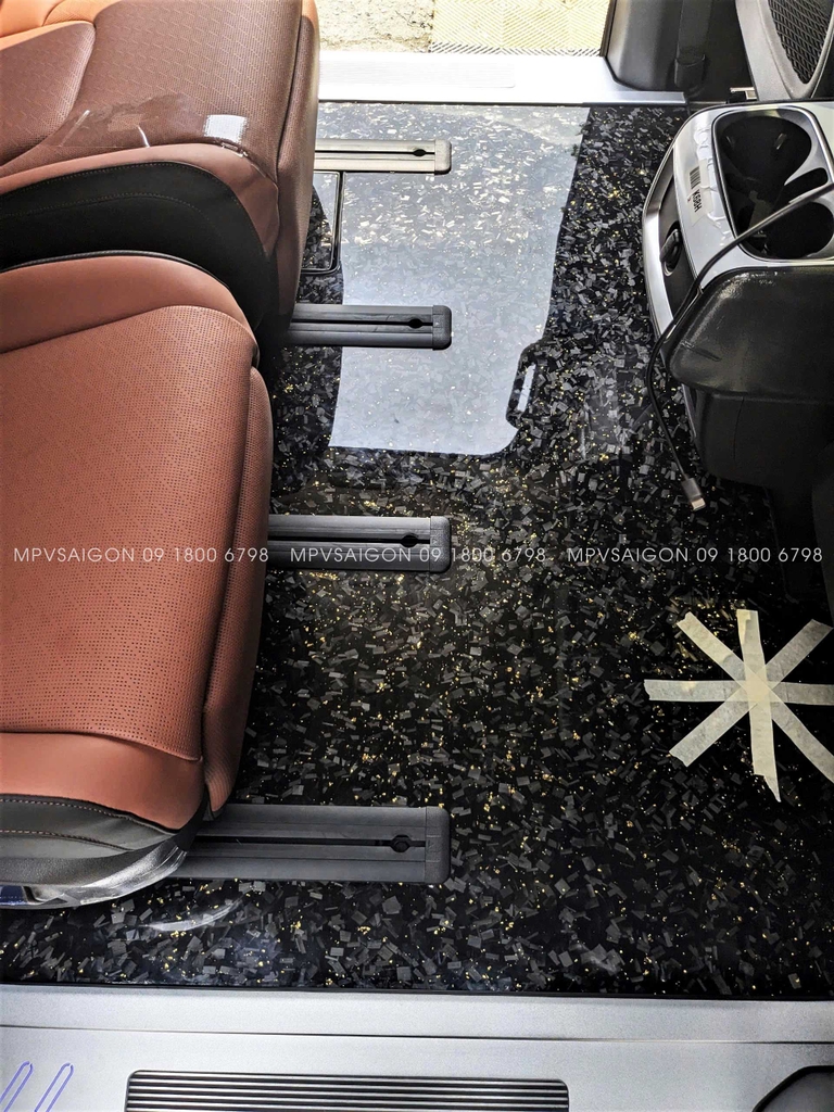 Sàn Carbon cho Volkswagen Viloran 2024 sản xuất tại MPVSAIGON