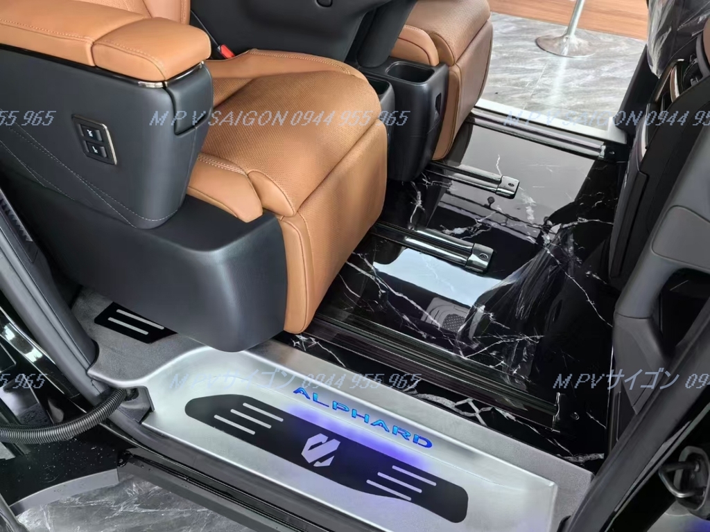 Tổng hợp phụ kiện- đồ chơi Toyota Alphard 2024: đầy đủ nhất hiện nay