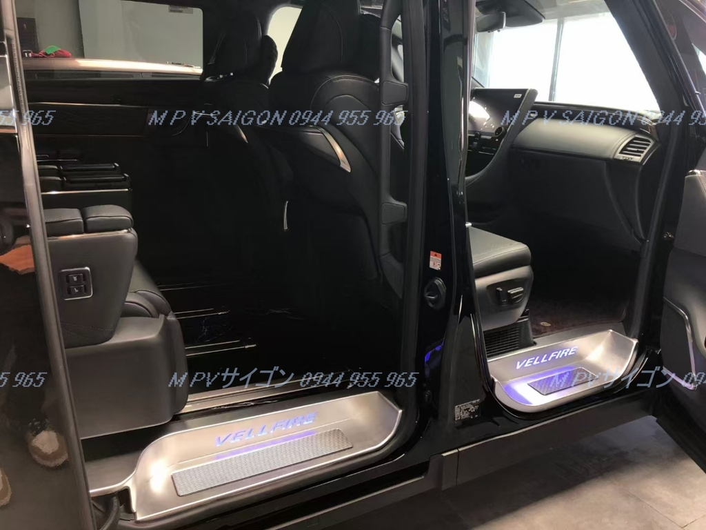 Tổng hợp phụ kiện- đồ chơi Toyota Alphard 2024: đầy đủ nhất hiện nay