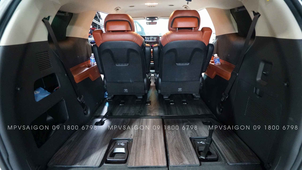 Sàn nhựa vân gỗ Kia Carnival 2024 2025: Báo giá và bảng màu chi tiết nhất