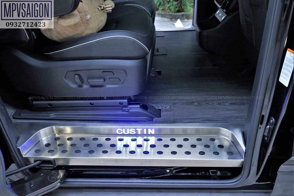 Sàn SPC giả gỗ sang trọng Hyundai Custin