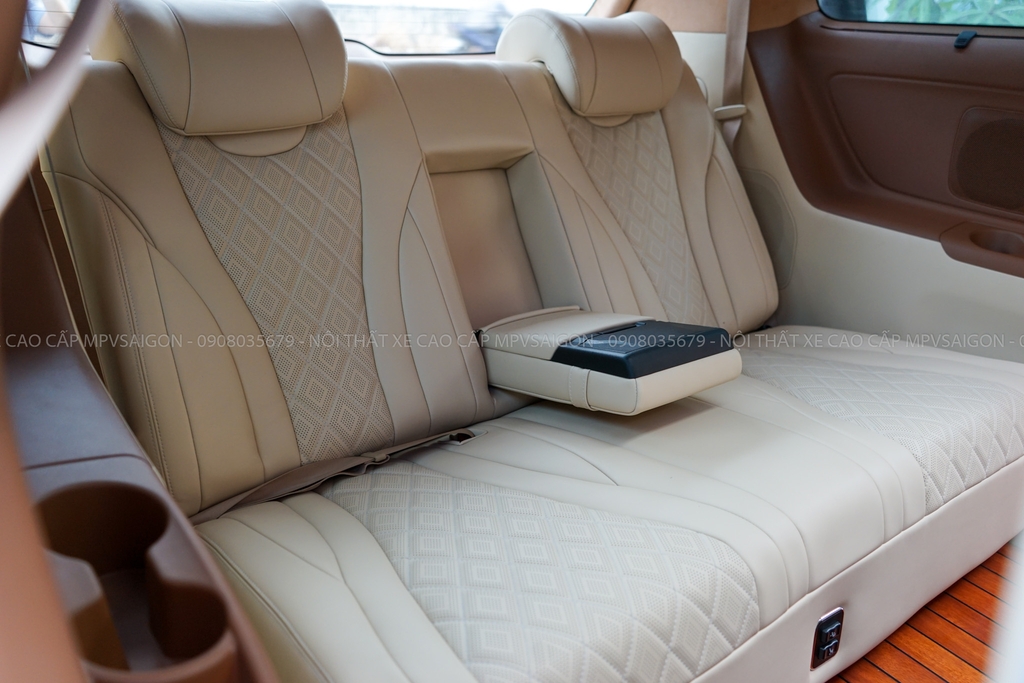 Kia Sedona nâng cấp Limousine - Khám phá gói độ VIP đẳng cấp tại MPVSAIGON