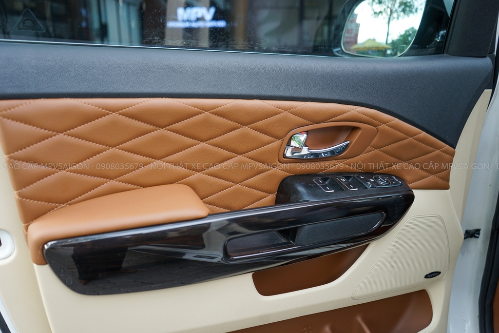 Kia Sedona nâng cấp Limousine - Khám phá gói độ VIP đẳng cấp tại MPVSAIGON