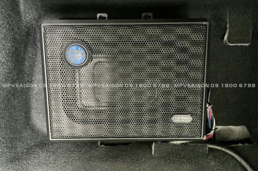 Sub điện Rainbow MK2 EL-W68A lắp gầm ghế xe