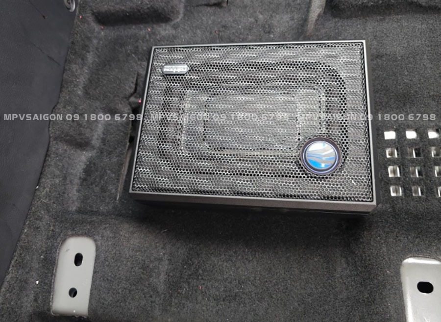 Sub điện Rainbow MK2 EL-W68A lắp gầm ghế xe