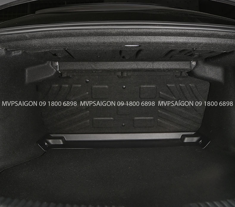 Tấm cách âm khoang cốp Benz C200 C260 C300 2022-2023