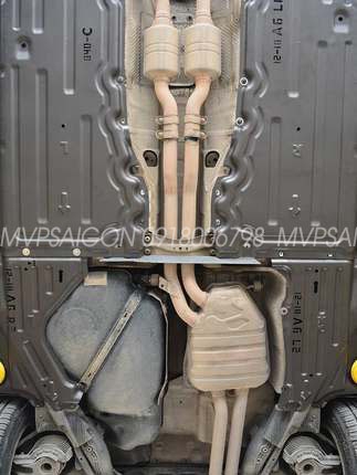 Tấm ốp gầm bảo vệ động cơ - tấm giáp gầm AUDI A6