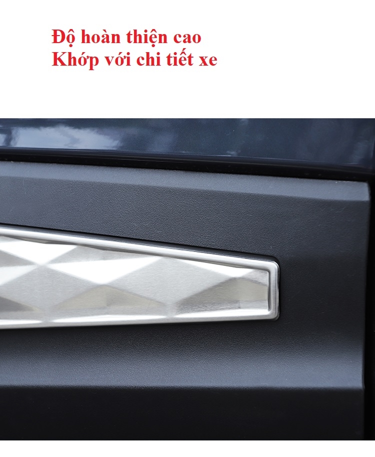 Ốp lườn trang trí Huyndai Custin- Bộ 6 miếng