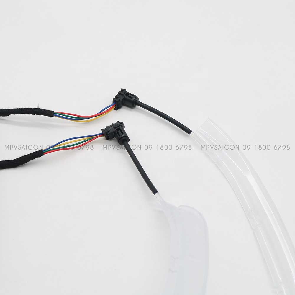 Thanh Led 64 màu lưng ghế sau Mercedes C/GLC/E Class