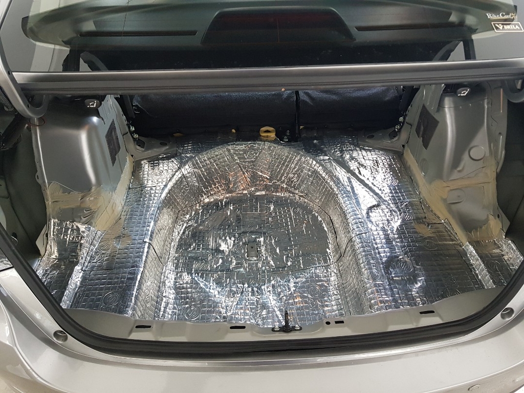 Thi công cách âm chống ồn xe Hyundai Palisade: kinh nghiệm và báo giá mới nhất