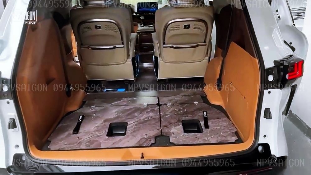 Toyota Sienna độ nội thất thương gia Limousine: báo giá mới nhất