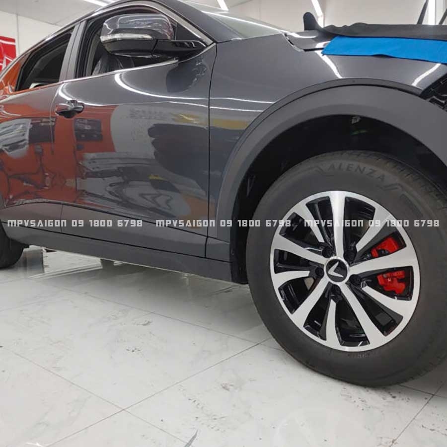 Tráng lốp chống đinh cho VinFast VF3