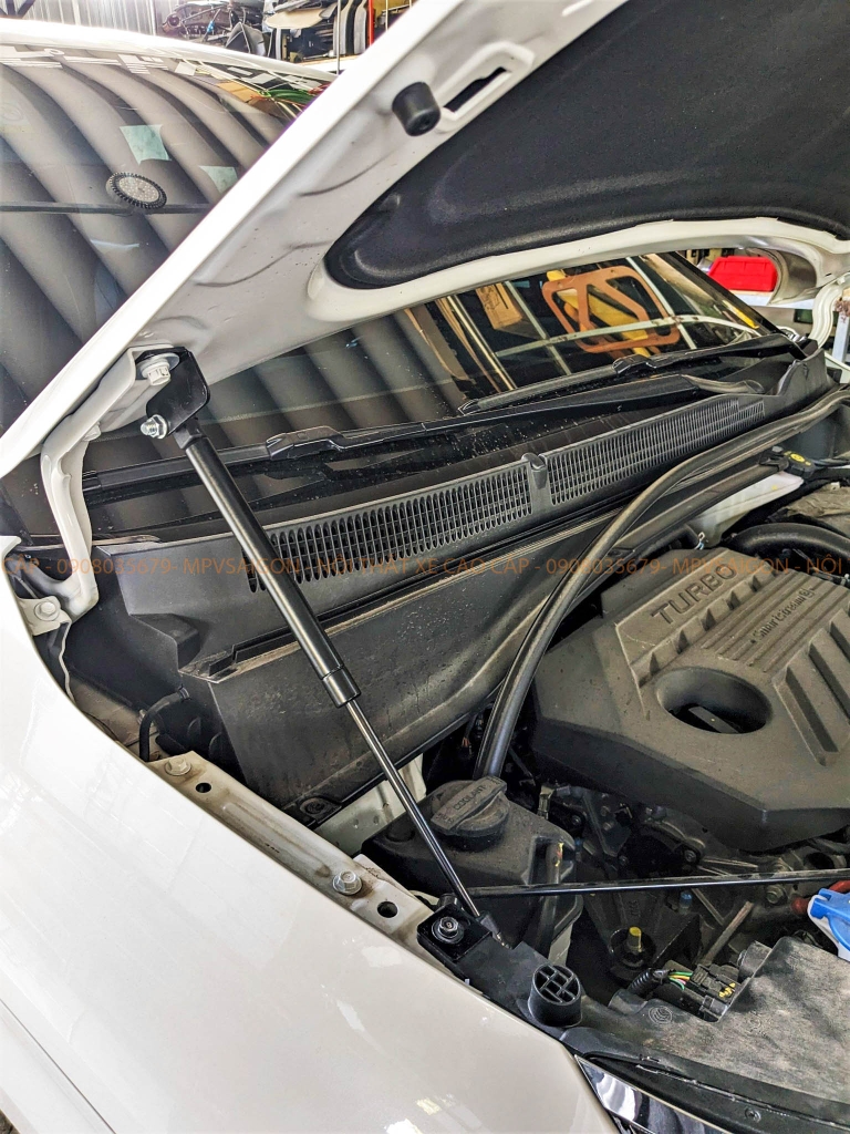 Ty chống nắp capo Hyundai Custin