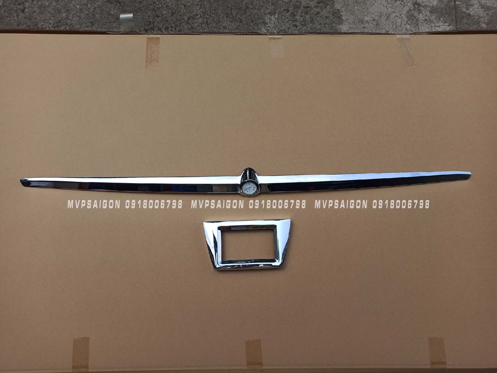 Vách ngăn thương gia Mercedes Benz V250