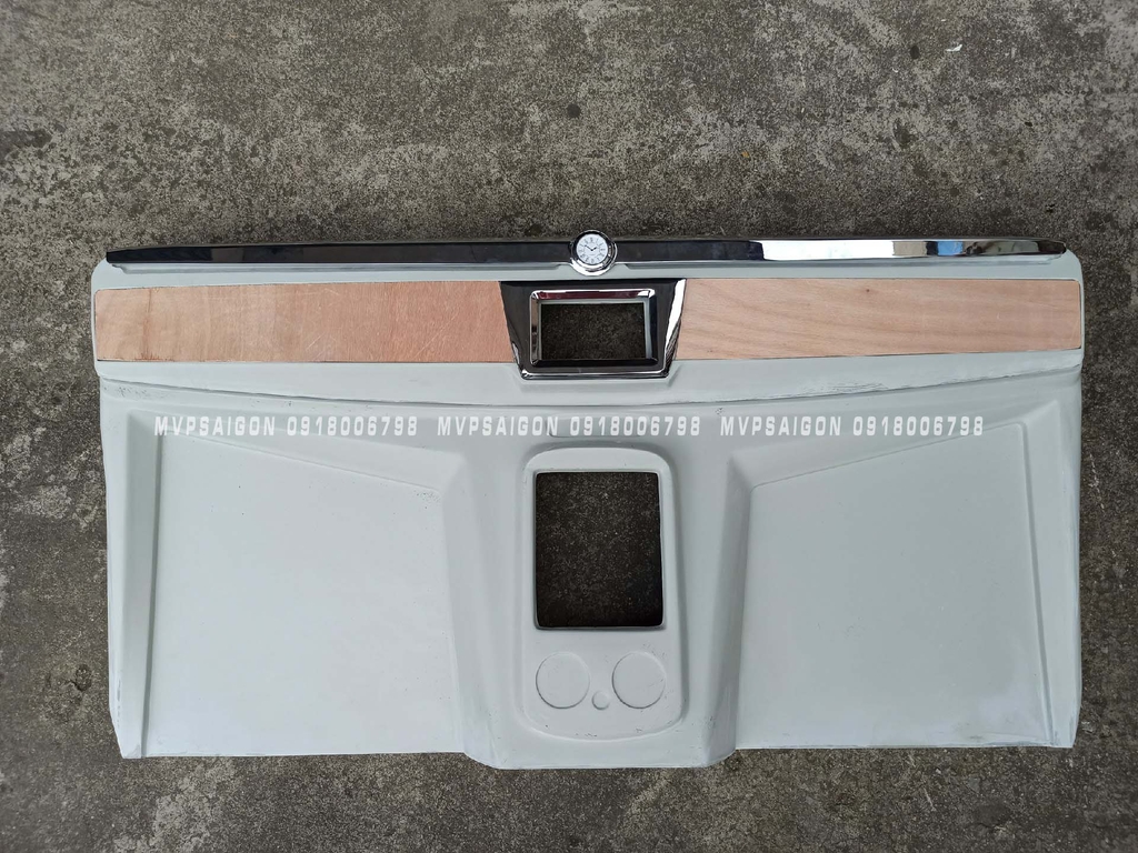 Vách ngăn thương gia Mercedes Benz V250