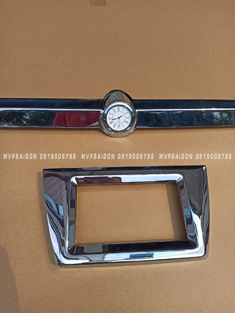 Vách ngăn thương gia Mercedes Benz V250