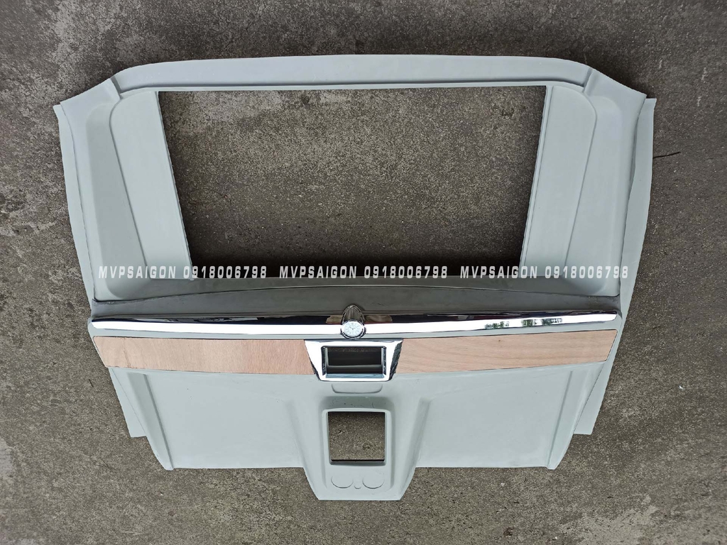 Vách ngăn thương gia Mercedes Benz V250